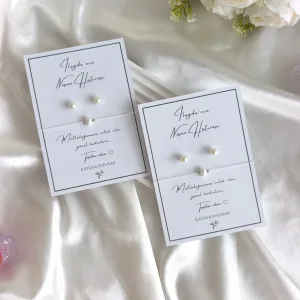 İnci Küpe & İnci Bileklik Seti – Kişiye Özel Kartlı Kına & Bride Hediyeliği