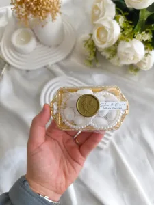 Gold & Gümüş Mini Tepsi İçinde Tüllü Badem Şekerli Nikah & Söz Nişan Hediyeliği