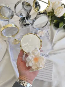Tül ve Şebboy Çiçeği Süslemeli Gold Ayaklı Masa Aynası Söz, Nişan, Nikah Hediyeliği